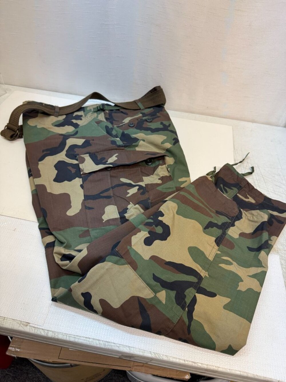 Men's Camouflage Pants XL Genuine Gear Brand-New